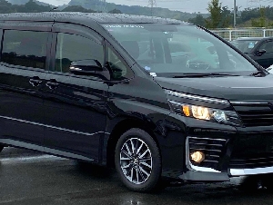 2014 TOYOTA VOXY ZS